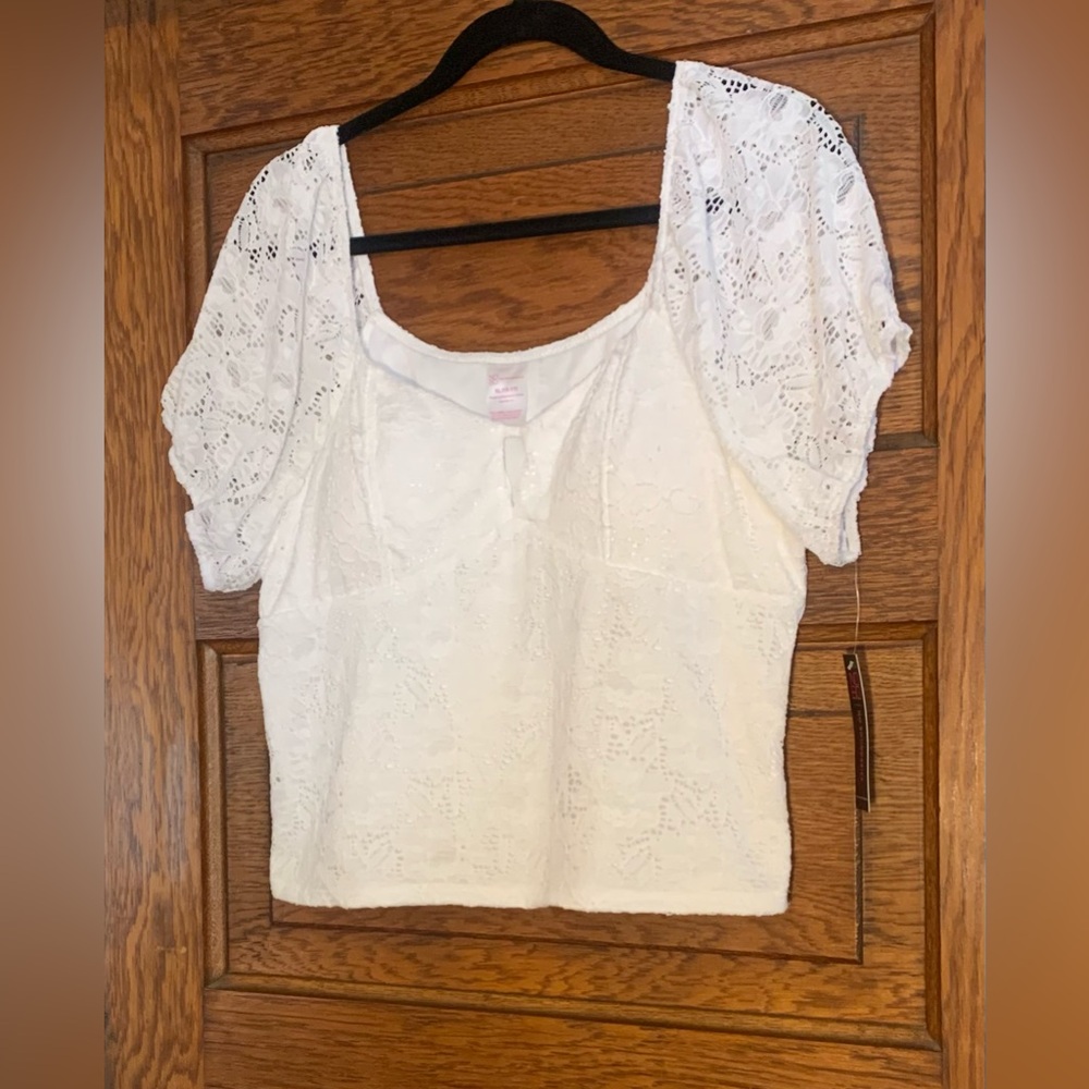 No Boundaries White Eyelet Floral Lace Women's Top NWT Size XL 15-17 Juniors